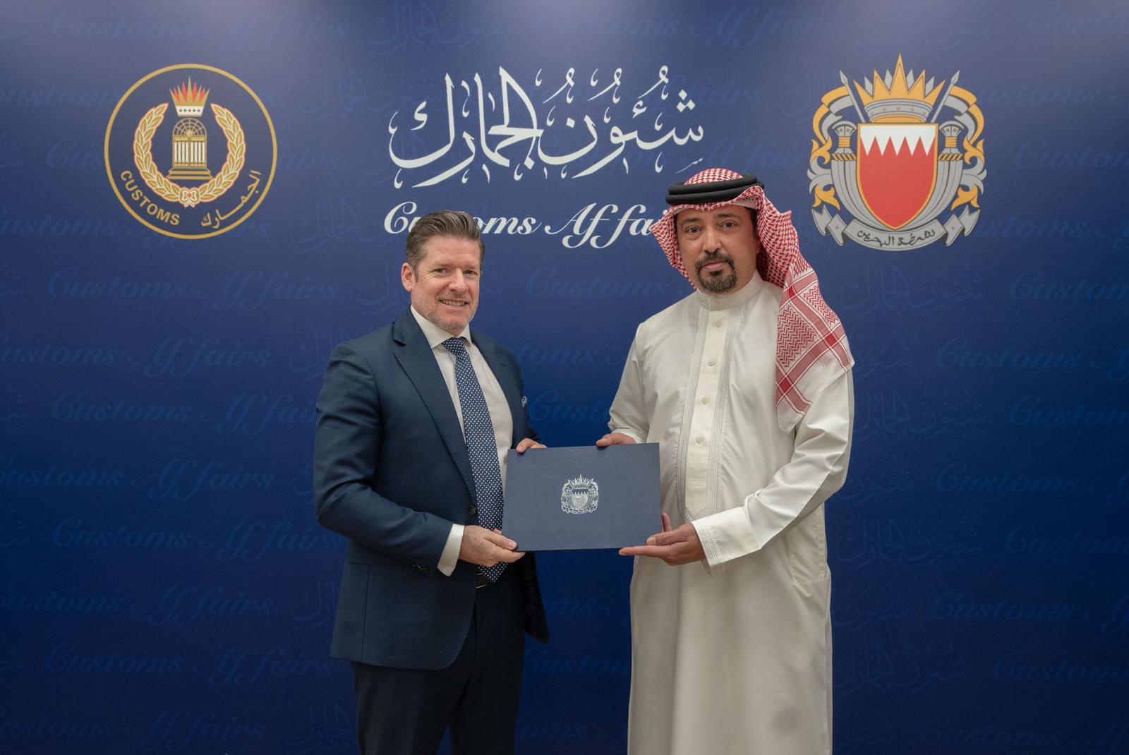 معالي رئيس الجمارك يكرم عدد من شركاء شئون الجمارك<